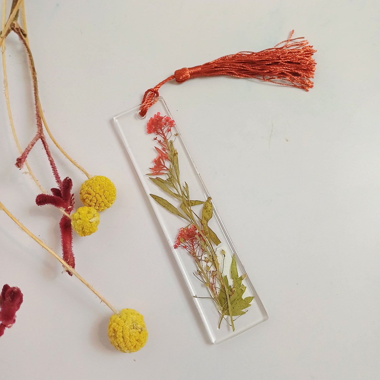 BOOKMARK - Belong Design