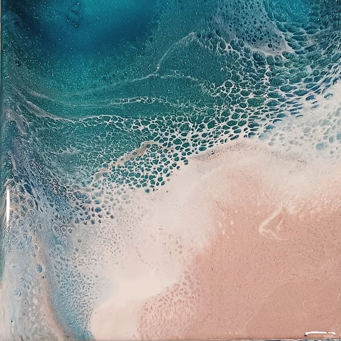 ART WORKSHOP - Resin Art using Real Crystals, October 25th, 10am - Belong Design