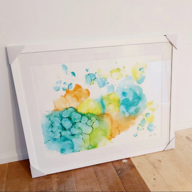 Burst Out with a Smile - Belong Design