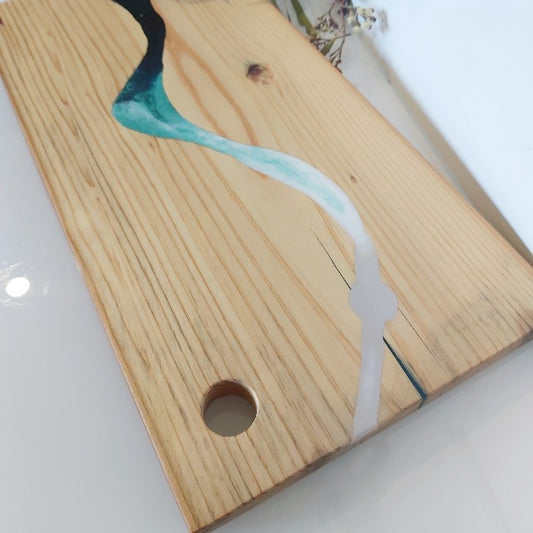 Wooden Cheeseboard - Belong Design